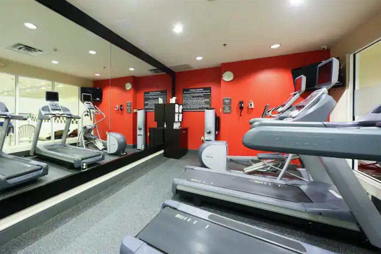 Hilton Garden Inn Secaucus/Meadowlands Екстериор снимка