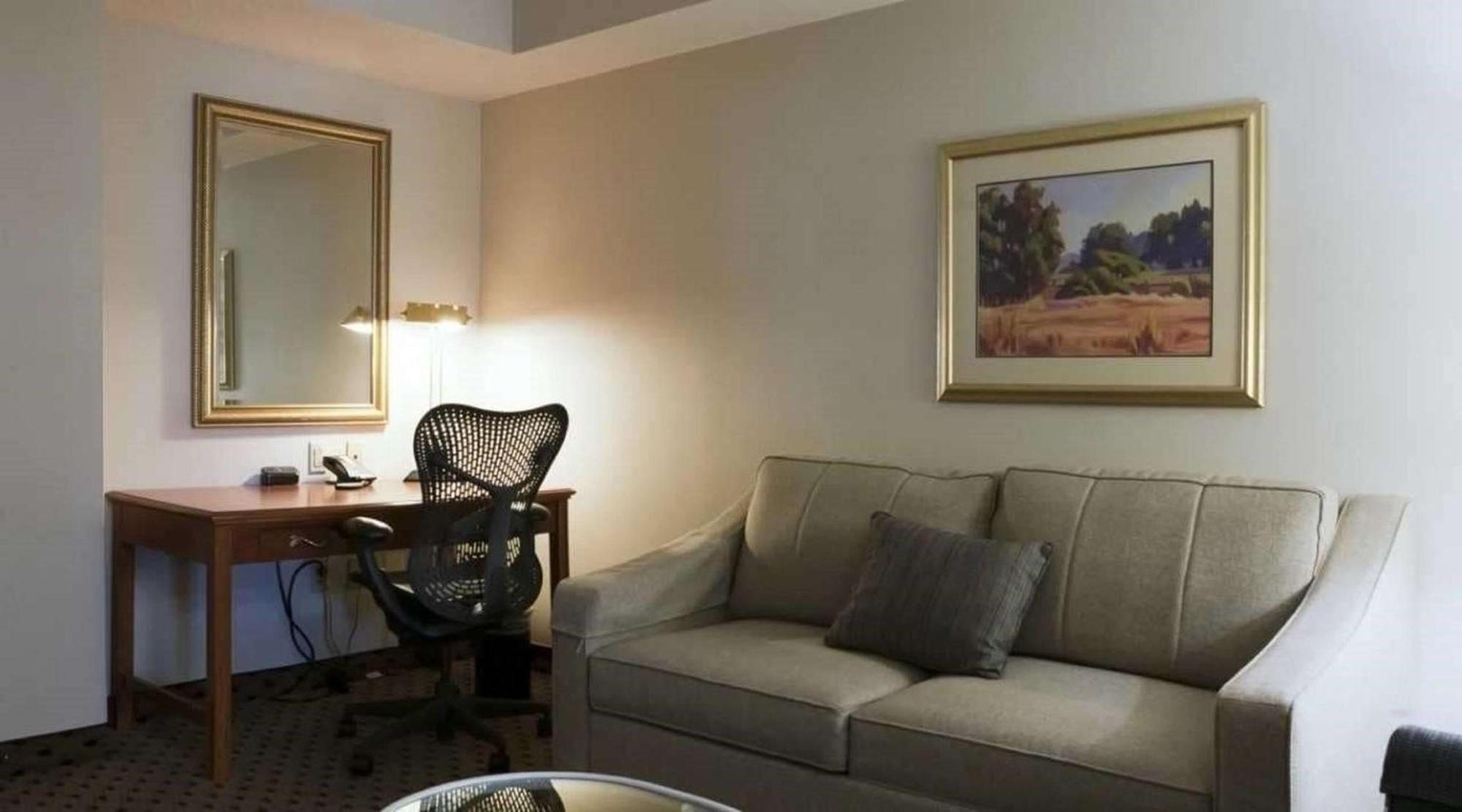 Hilton Garden Inn Secaucus/Meadowlands Екстериор снимка