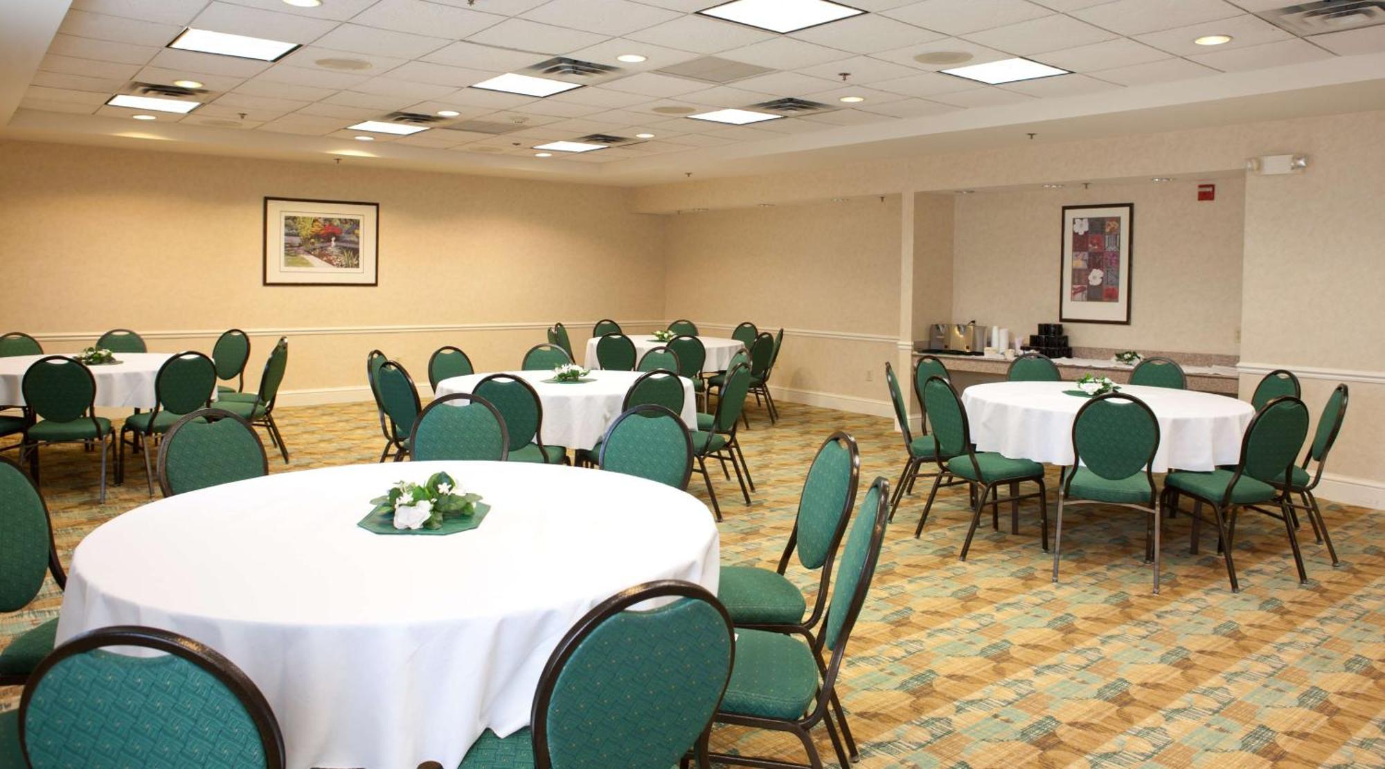 Hilton Garden Inn Secaucus/Meadowlands Екстериор снимка