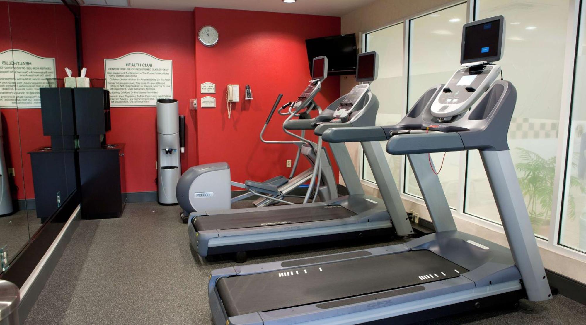 Hilton Garden Inn Secaucus/Meadowlands Екстериор снимка