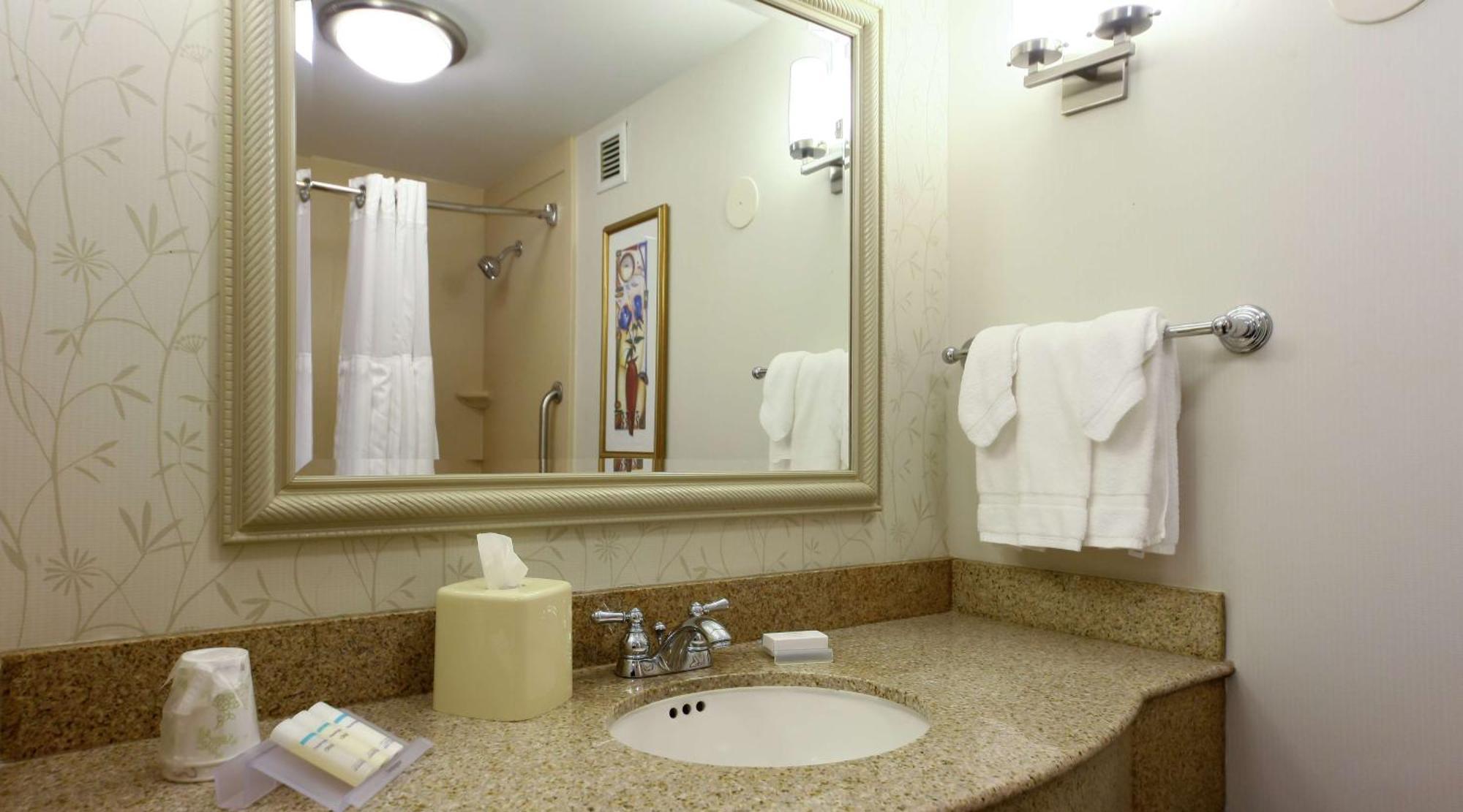 Hilton Garden Inn Secaucus/Meadowlands Екстериор снимка