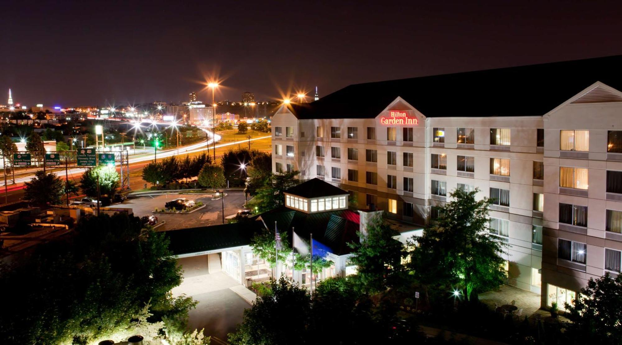 Hilton Garden Inn Secaucus/Meadowlands Екстериор снимка