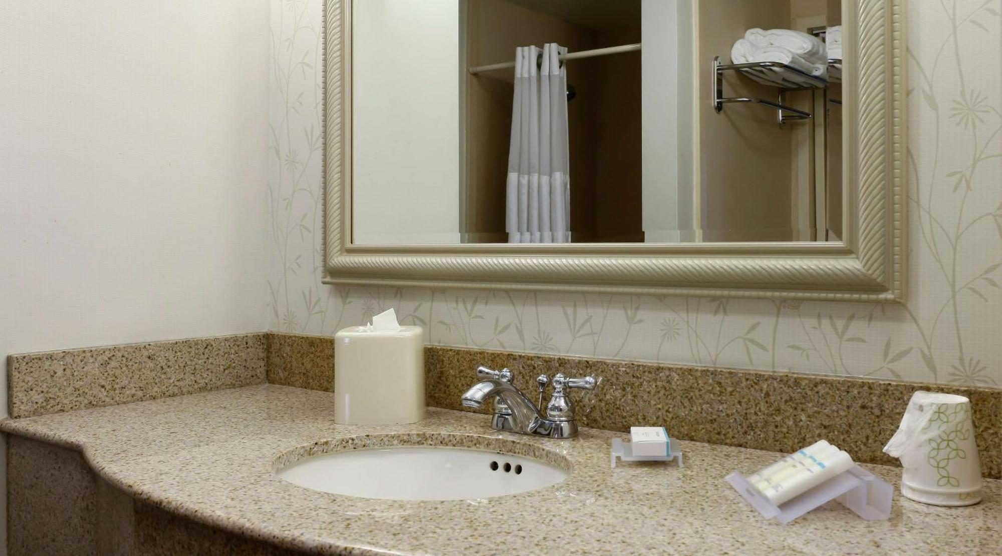 Hilton Garden Inn Secaucus/Meadowlands Екстериор снимка